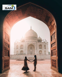 Best Poses for Couples at the Taj Mahal