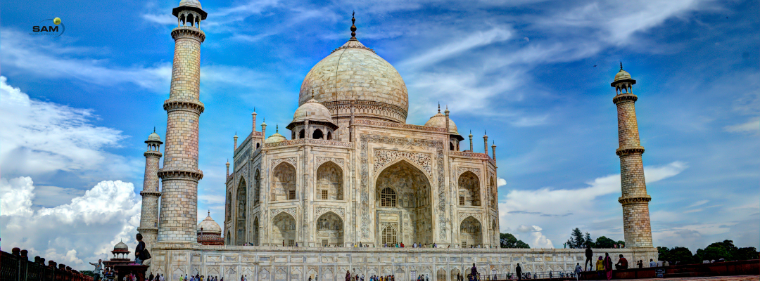 Is Friday the Worst Day to Visit the Taj Mahal